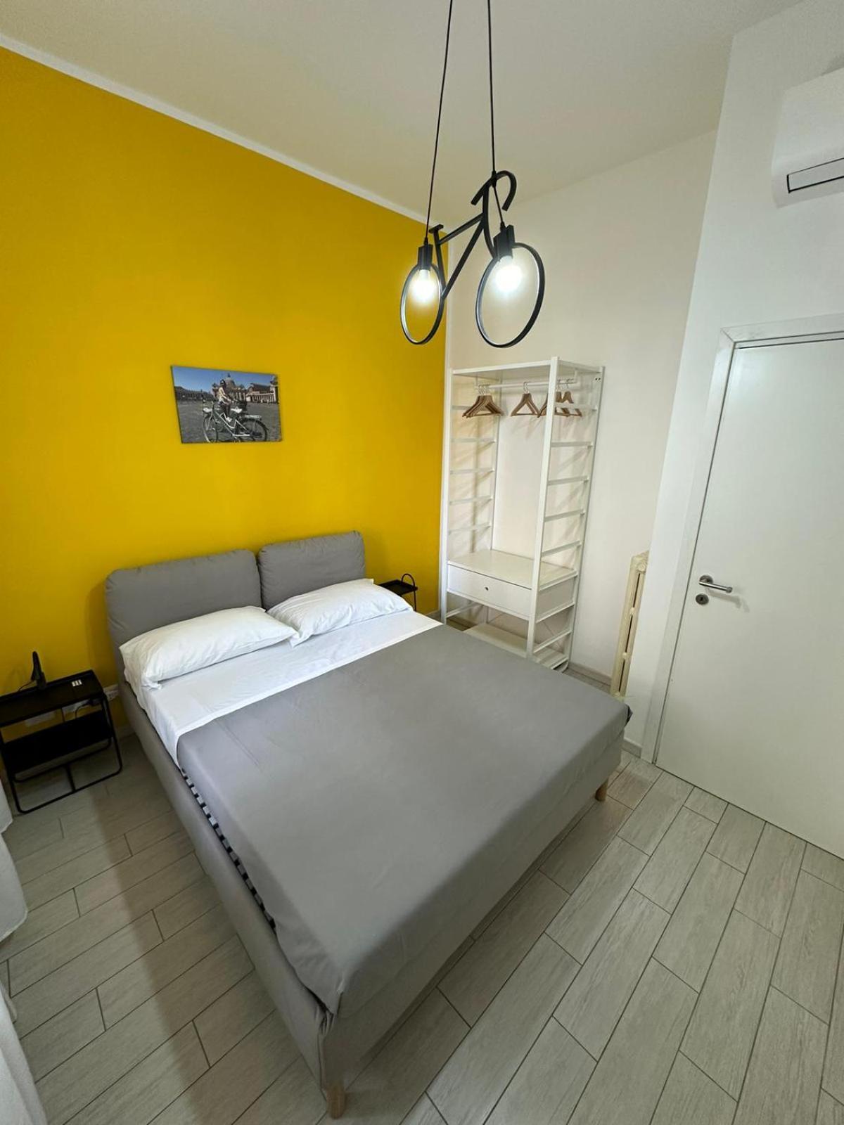 Bed&Bikerome Angelico Hotel ภายนอก รูปภาพ
